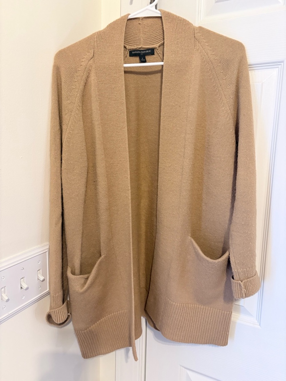 Banana Republic Nylon/Acrylic Blend Open-Front Tan Cardigan Sweater
